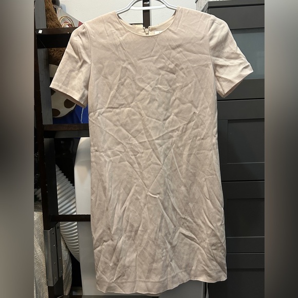 Chic Beige Short Sleeve Dress - Picture 1 of 3